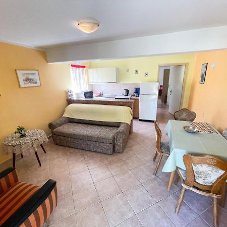 Apartmani Leonarda Jadranovo Extérieur photo