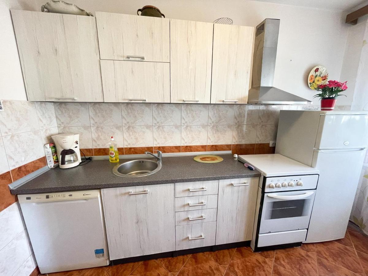 Apartmani Leonarda Jadranovo Extérieur photo