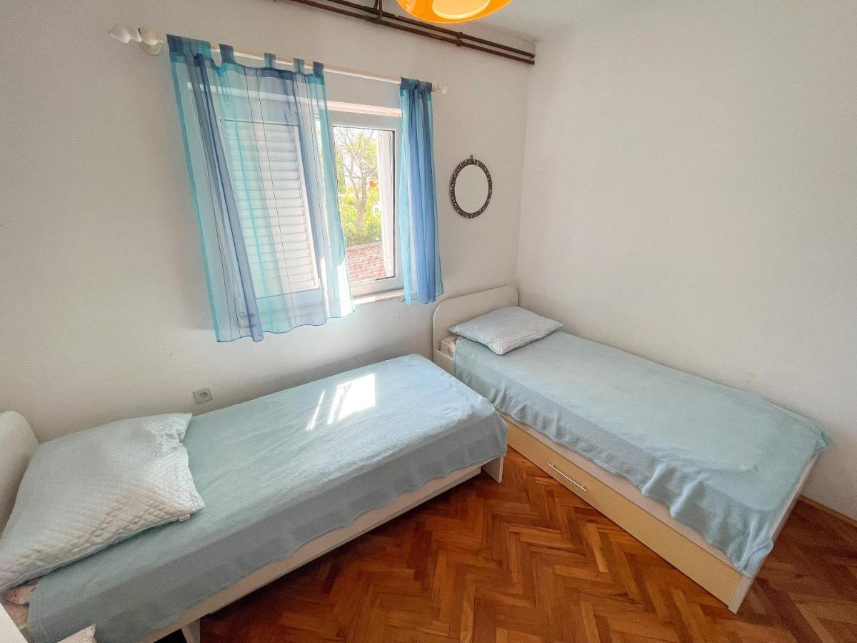 Apartmani Leonarda Jadranovo Extérieur photo